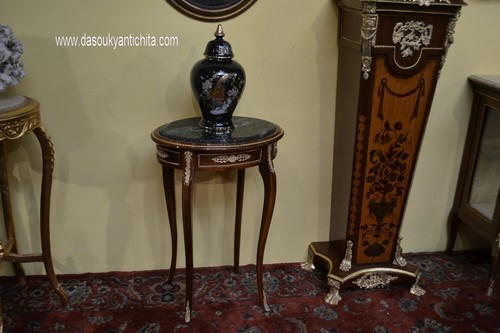 Tavolino ovale con - piano, in